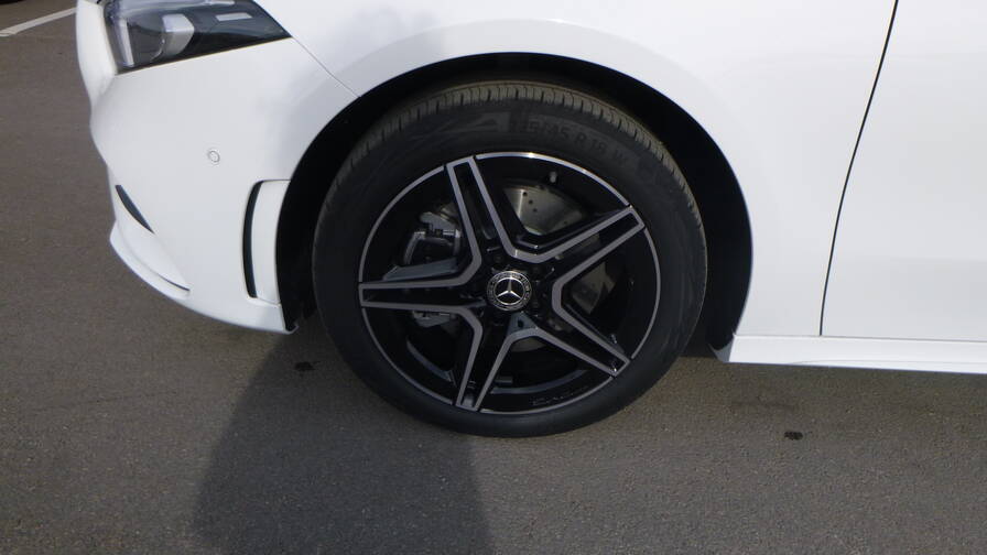 Mandataire Automobile neuf, recherche de Mercedes Classe-a-amg-line-250-e-8g-dct - E-Motors