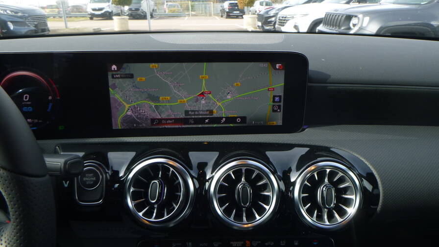 Mandataire Automobile neuf, recherche de Mercedes Classe-a-amg-line-250-e-8g-dct - E-Motors