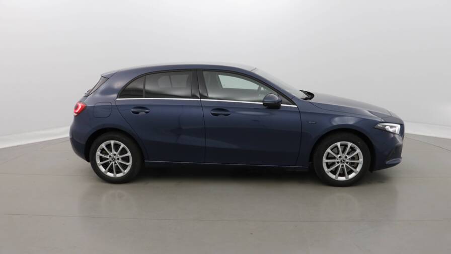 Mandataire Automobile occasion, recherche de Mercedes Classe-a-250-e-8g-dct-style-line-plus-pack-stationnement-plus-si-ges-chauffants - E-Motors