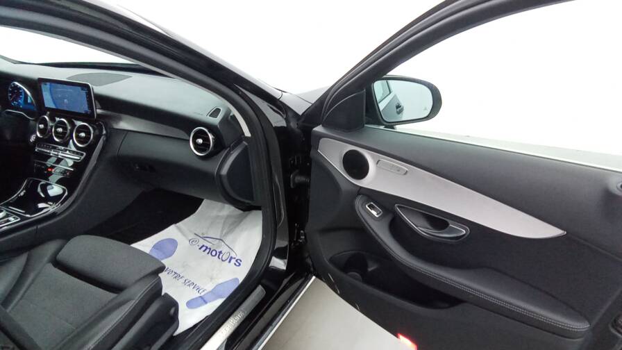 Mandataire Automobile occasion, recherche de Mercedes Classe-c-break-300e-9g-tronic-avantgarde-line - E-Motors