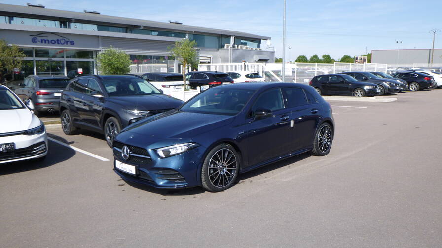 Avis-mandataire-auto-Emotors-Mercedes-Classe-a-200-d-amg-line-8g-dct-plus-pack-premium.