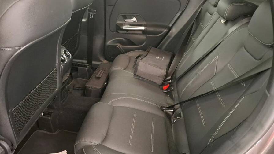 Mandataire Automobile occasion, recherche de Mercedes Gla-250-e-8g-dct-amg-line-plus-si-ges-av-chauffants-plus-pack-aide-la-conduite-plus-pack-cuir - E-Motors