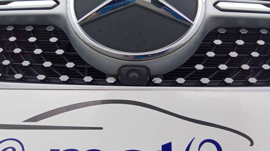 Mandataire Automobile occasion, recherche de Mercedes Glc-300-e-9g-tronic-4matic-amg-line-plus-toit - E-Motors