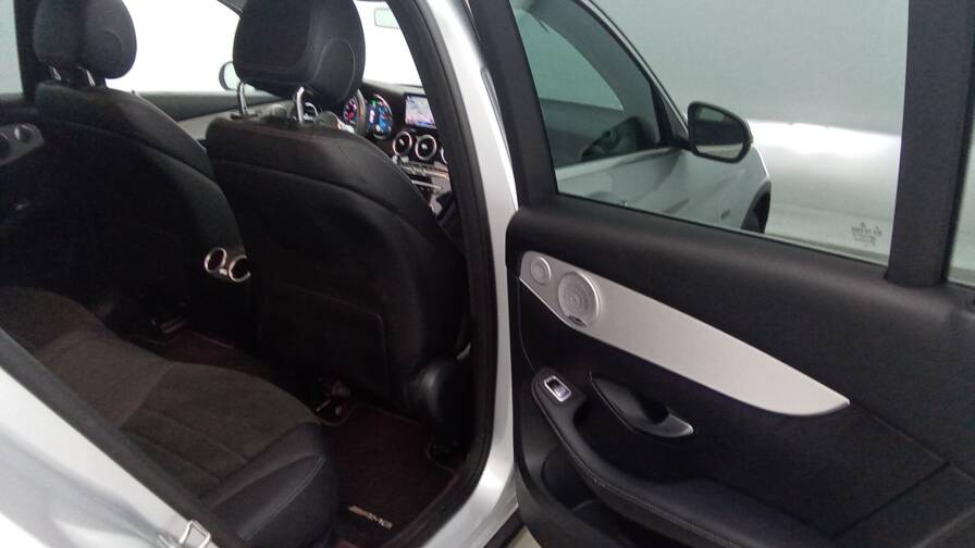 Mandataire Automobile occasion, recherche de Mercedes Glc-300-e-9g-tronic-4matic-amg-line-plus-toit - E-Motors