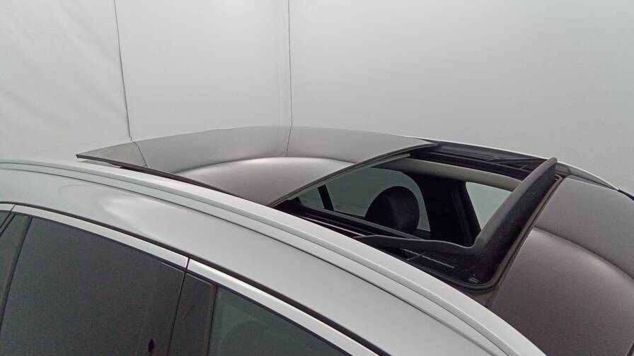 Mandataire Automobile occasion, recherche de Mercedes Glc-300-e-9g-tronic-4matic-amg-line-plus-toit - E-Motors