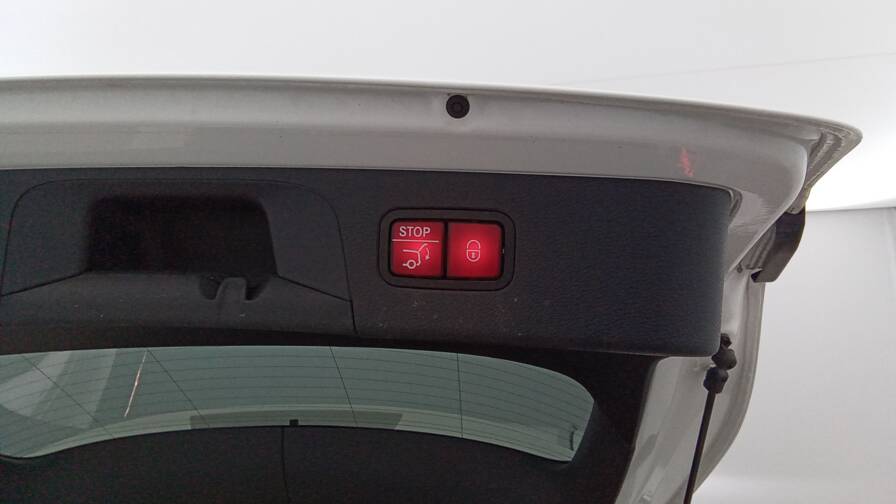 Mandataire Automobile occasion, recherche de Mercedes Glc-300-e-eq-power-9g-tronic-4matic-amg-line - E-Motors