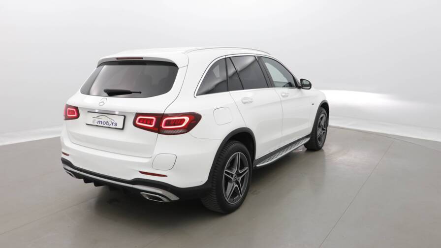Mandataire Automobile occasion, recherche de Mercedes Glc-300-e-eq-power-9g-tronic-4matic-amg-line - E-Motors