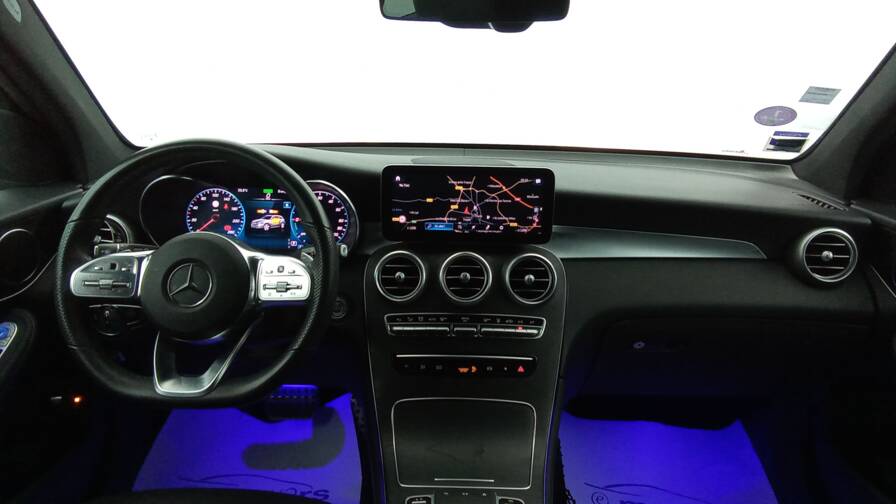 Mandataire Automobile occasion, recherche de Mercedes Glc-300-e-eq-power-9g-tronic-4matic-amg-line - E-Motors