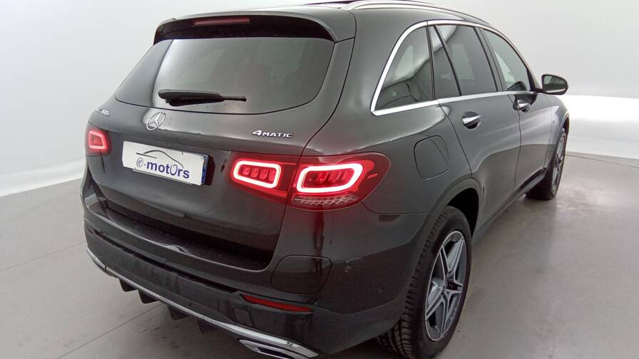 Mandataire Automobile occasion, recherche de Mercedes Glc-300e-9g-tronic-4matic-amg-line-plus-toit - E-Motors