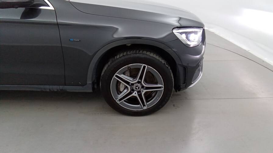 Mandataire Automobile occasion, recherche de Mercedes Glc-300e-9g-tronic-4matic-amg-line-plus-toit - E-Motors