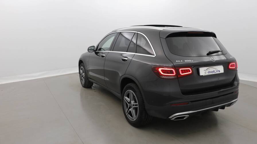 Mandataire Automobile occasion, recherche de Mercedes Glc-300e-9g-tronic-4matic-amg-line-plus-toit - E-Motors