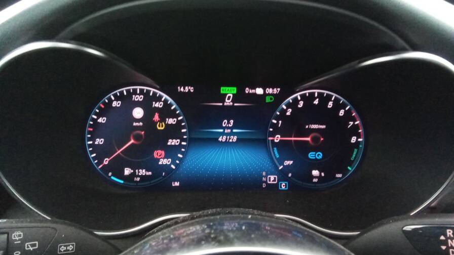 Mandataire Automobile occasion, recherche de Mercedes Glc-300e-9g-tronic-4matic-amg-line-plus-toit - E-Motors