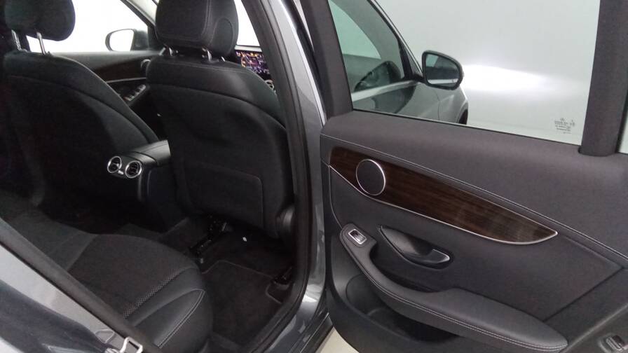 Mandataire Automobile occasion, recherche de Mercedes Glc-300e-9g-tronic-4matic-avantgarde - E-Motors