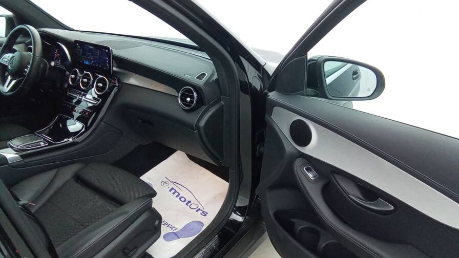 Mandataire Automobile occasion, recherche de Mercedes Glc-300e-9g-tronic-4matic-avantgarde-line - E-Motors