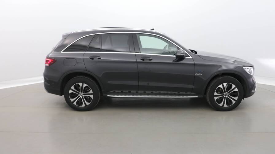 Mandataire Automobile occasion, recherche de Mercedes Glc-300de-9g-tronic-4matic-toit-attelage - E-Motors