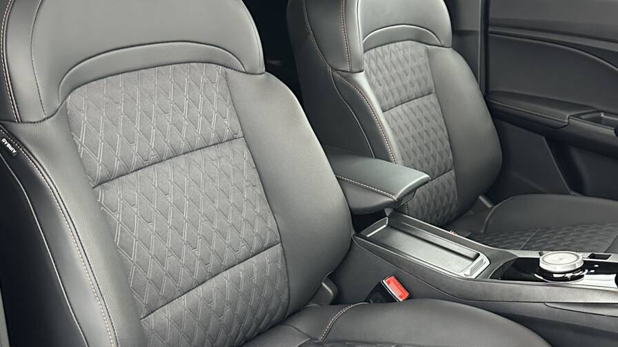 Mandataire Automobile neuf, recherche de Mg Mg3-1-5-hybrid-plus-195ch-luxury - E-Motors