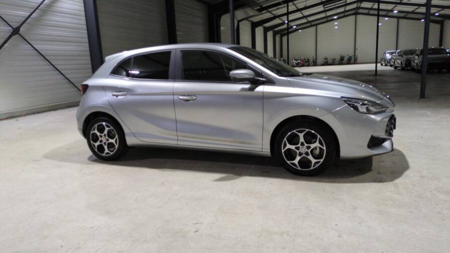 Mandataire Automobile occasion, recherche de Mg Mg3-1-5-l-hybrid-plus-195-ch-luxury-plus-radar-ar-plus-camera-360 - E-Motors