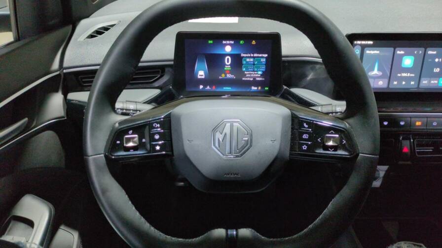 Mandataire Automobile occasion, recherche de Mg Mg3-1-5-l-hybrid-plus-195-ch-luxury-plus-radar-ar-plus-camera-360 - E-Motors