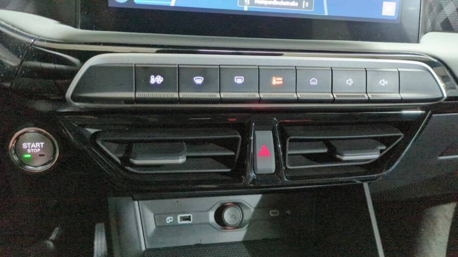 Mandataire Automobile occasion, recherche de Mg Mg3-1-5-l-hybrid-plus-195-ch-luxury-plus-radar-ar-plus-camera-360 - E-Motors