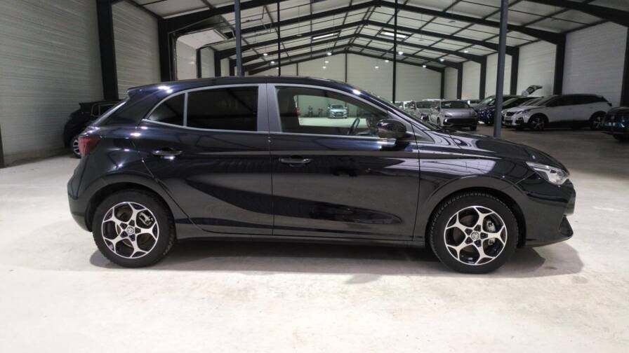 Mandataire Automobile occasion, recherche de Mg Mg3-1-5-l-hybrid-plus-195-ch-luxury-plus-radar-ar-plus-camera-360 - E-Motors