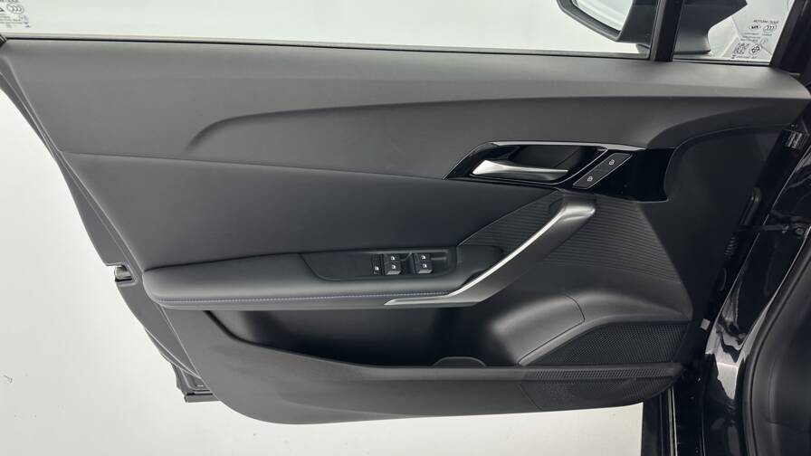 Mandataire Automobile neuf, recherche de Mg Mg4-electric-51kwh-125-kw-2wd-standard - E-Motors