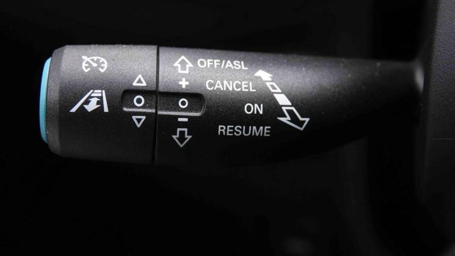 Mandataire Automobile neuf, recherche de Mg Mg5-luxury-61-kwh - E-Motors