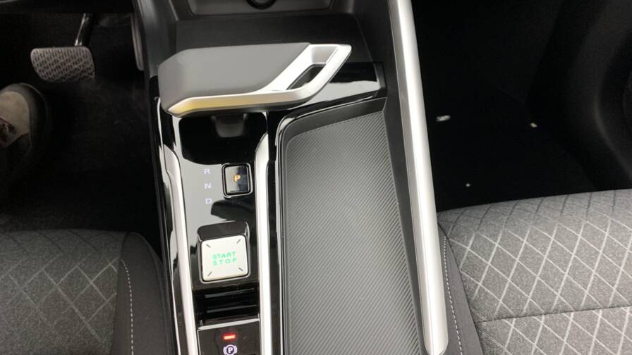 Mandataire Automobile neuf, recherche de Mg Zs-1-5-l-hybrid-plus-197-ch-comfort - E-Motors