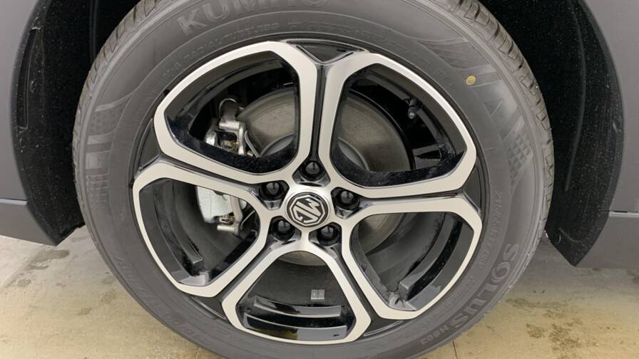 Mandataire Automobile neuf, recherche de Mg Zs-1-5-l-hybrid-plus-197-ch-comfort - E-Motors