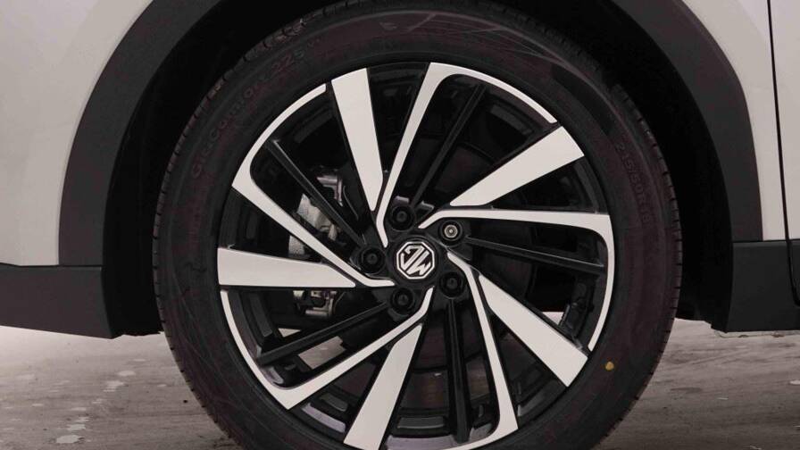 Mandataire Automobile neuf, recherche de Mg Zs-1-5-l-hybrid-plus-197-ch-luxury - E-Motors