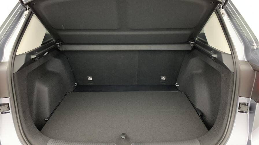 Mandataire Automobile neuf, recherche de Mg Zs-1-5-l-hybrid-plus-197-ch-luxury - E-Motors