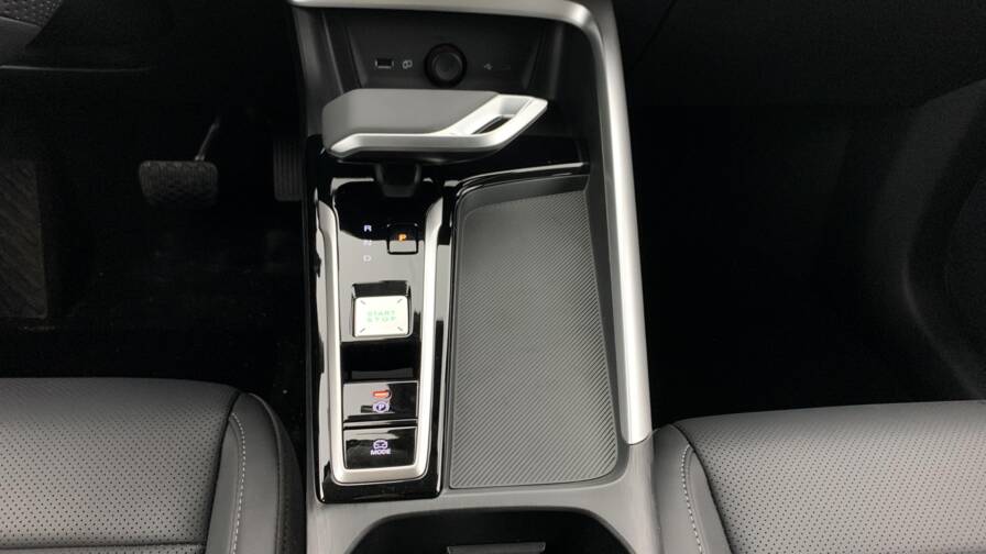 Mandataire Automobile neuf, recherche de Mg Zs-1-5-l-hybrid-plus-197-ch-luxury - E-Motors