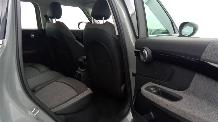 Mandataire Automobile occasion, recherche de Mini Countryman-136-88-all4-bva6-cooper-se-design-plus-acc-plus-pdc-av - E-Motors