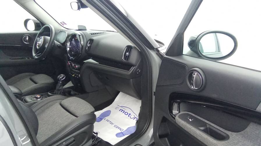 Mandataire Automobile occasion, recherche de Mini Countryman-136-88-all4-bva6-cooper-se-design-plus-acc-plus-pdc-av - E-Motors