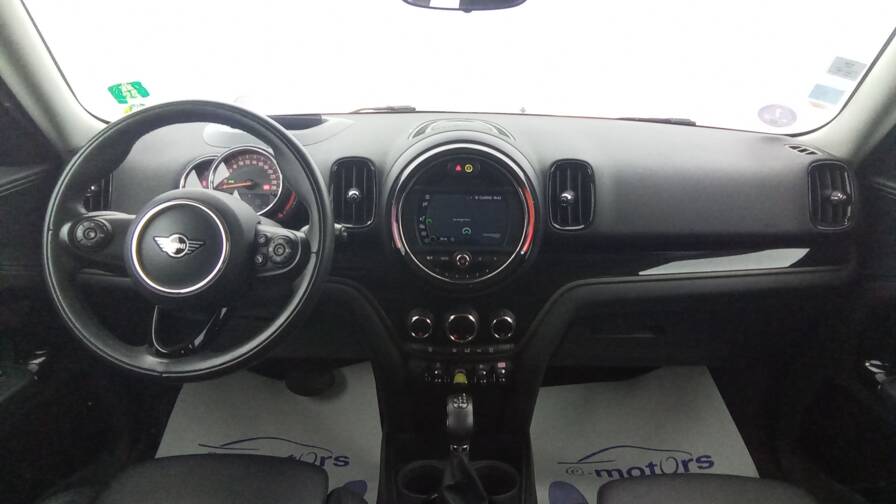 Mandataire Automobile occasion, recherche de Mini Countryman-136-88-all4-bva6-cooper-se-design - E-Motors