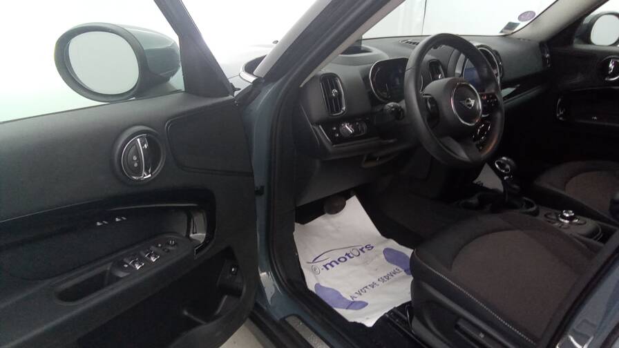 Mandataire Automobile occasion, recherche de Mini Countryman-125-95-all4-bva6-cooper-se-design - E-Motors