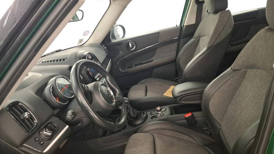 Mandataire Automobile occasion, recherche de Mini Countryman-136-88-all4-bva6-cooper-se-plus-cam-ra-plus-pack-connected-navigation - E-Motors