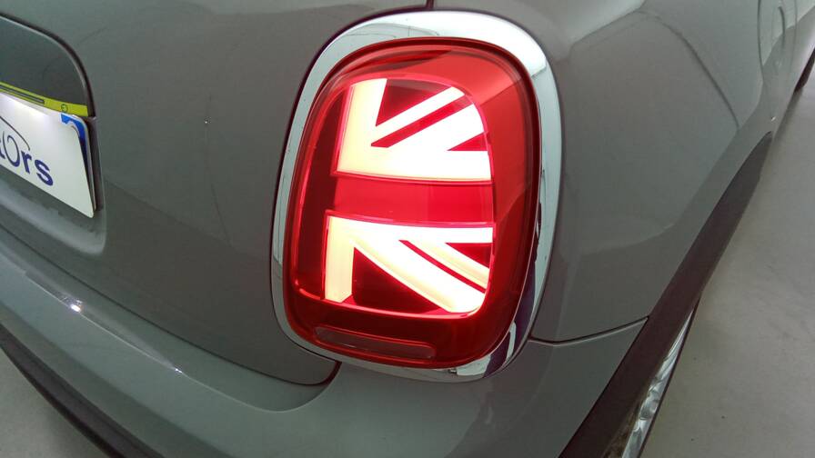 Mandataire Automobile occasion, recherche de Mini 3-portes-cooper-se-184-greenwich-toit-gps - E-Motors