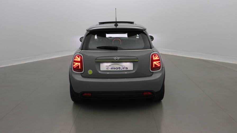 Mandataire Automobile occasion, recherche de Mini 3-portes-cooper-se-184-greenwich-toit-gps - E-Motors