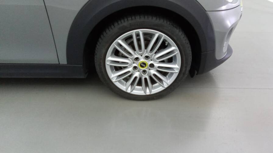 Mandataire Automobile occasion, recherche de Mini 3-portes-cooper-se-184-greenwich-toit-gps - E-Motors