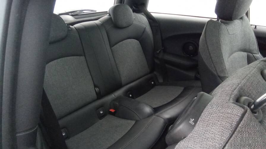 Mandataire Automobile occasion, recherche de Mini 3-portes-cooper-se-184-yours-toit - E-Motors