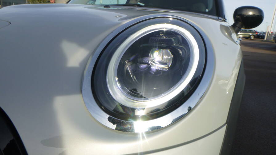 Mandataire Automobile occasion, recherche de Mini Hatch-3-portes-cooper-se-184-ch-edition-camden-plus-toit - E-Motors