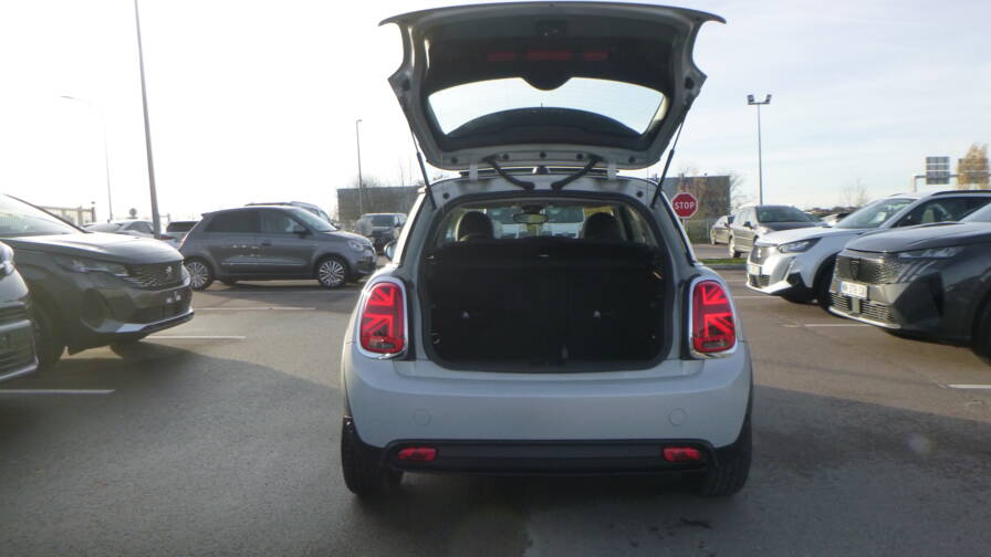 Mandataire Automobile occasion, recherche de Mini Hatch-3-portes-cooper-se-184-ch-edition-camden-plus-toit - E-Motors