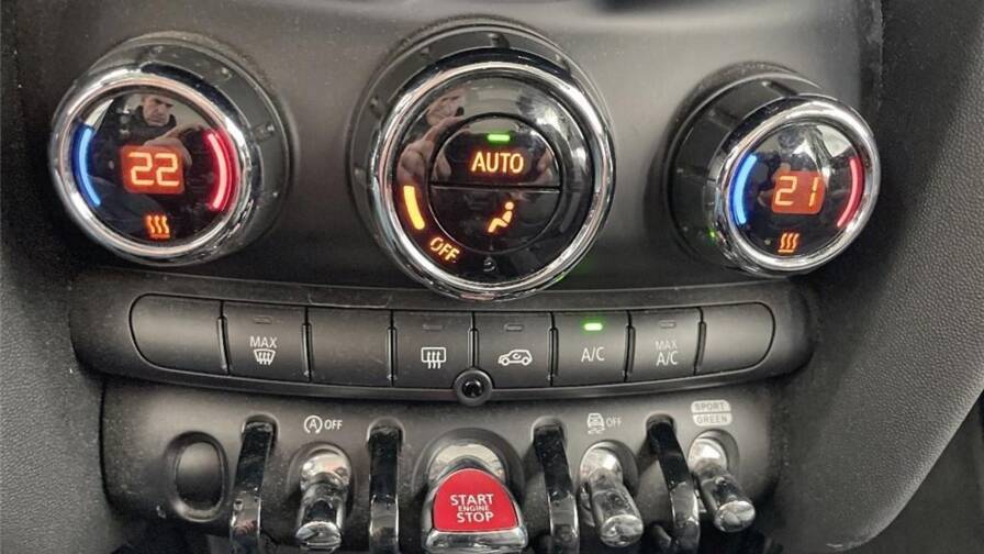 Mandataire Automobile occasion, recherche de Mini Mini-f55-hatch-5-portes-cooper-136-ch-dkg7-essential - E-Motors