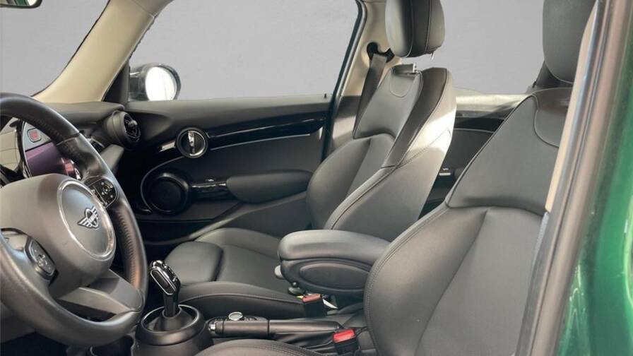 Mandataire Automobile occasion, recherche de Mini Mini-f55-hatch-5-portes-cooper-136-ch-dkg7-essential - E-Motors