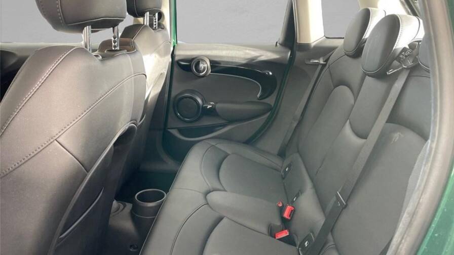 Mandataire Automobile occasion, recherche de Mini Mini-f55-hatch-5-portes-cooper-136-ch-dkg7-essential - E-Motors