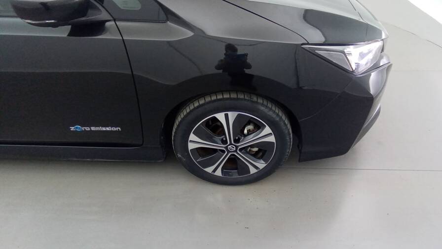 Mandataire Automobile occasion, recherche de Nissan Leaf-electrique-40kwh-n-connecta - E-Motors