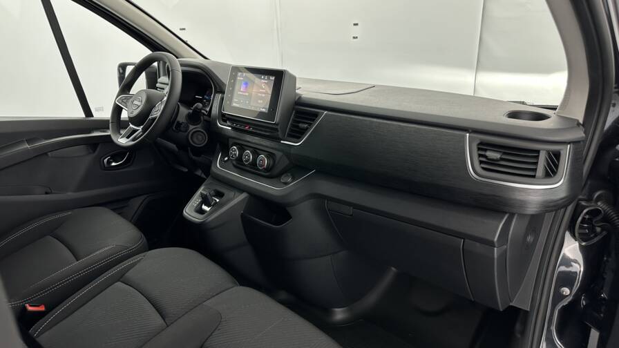 Mandataire Automobile occasion, recherche de Nissan Primastar-combi-l2h1-3-0t-2-0-dci-150ch-n-connecta-bva9 - E-Motors