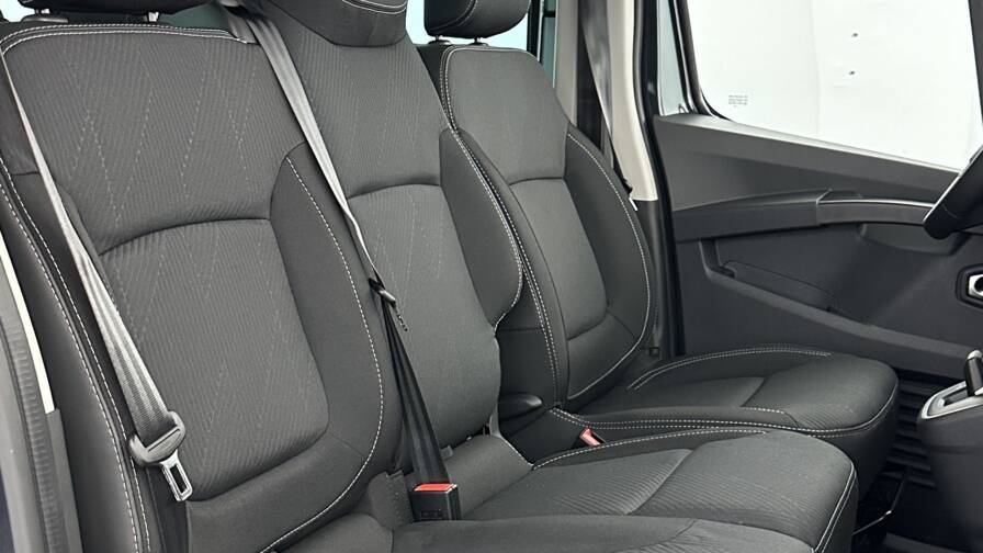 Mandataire Automobile occasion, recherche de Nissan Primastar-combi-l2h1-3-0t-2-0-dci-150ch-n-connecta-bva9 - E-Motors