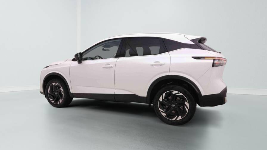 Mandataire Automobile neuf, recherche de Nissan Qashqai-1-3-dig-t-158-x-tronic-n-connecta - E-Motors