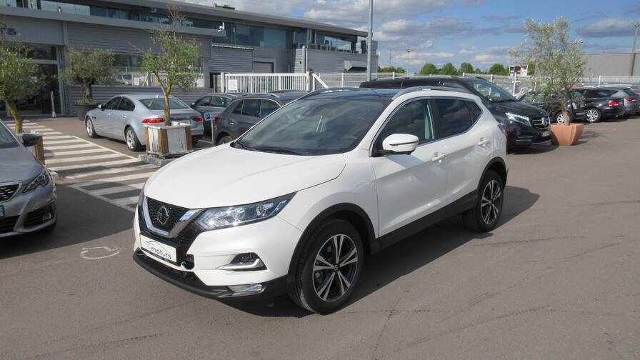 Avis-mandataire-auto-Emotors-Nissan-Qashqai-N-connecta-dig-t-140-4x2.